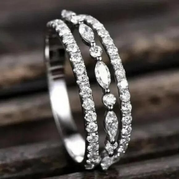NEW 925 STERLING SILVER ENGAGEMENT RING - Picture 1 of 4